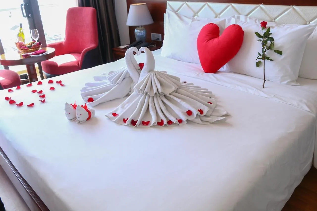 Le Hoang Beach Hotel Danang Vietnam