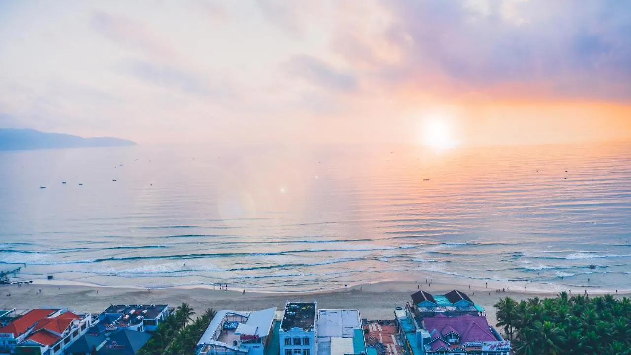 Le Hoang Beach Hotel Danang 4*, Đà Nẵng
