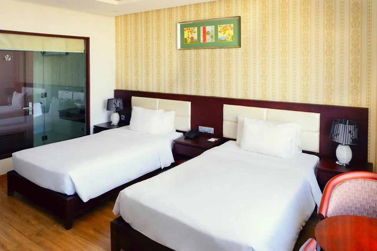 Le Hoang Beach Hotel Danang