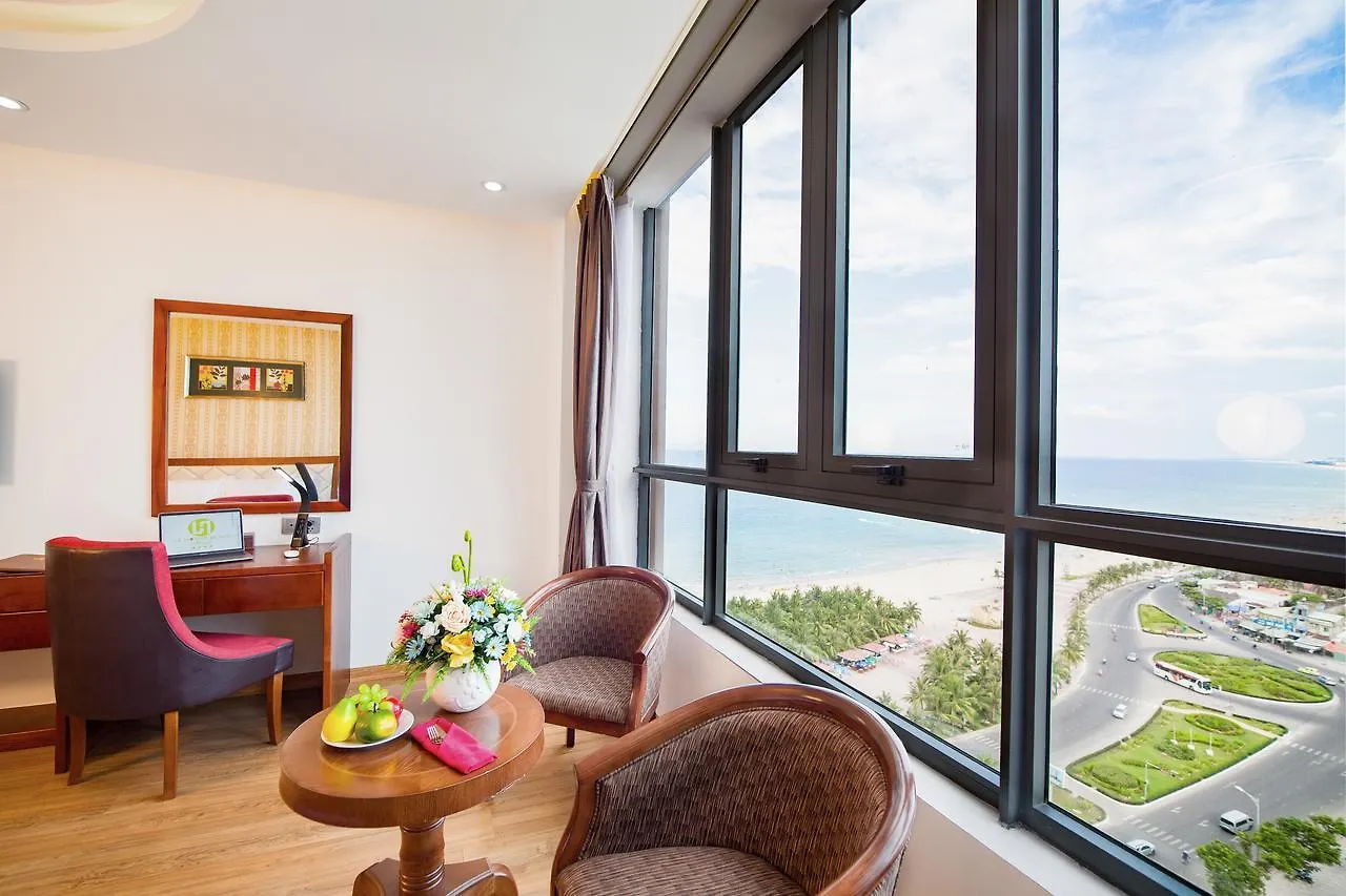 Le Hoang Beach Hotel Danang  Da Nang