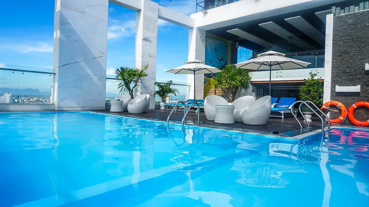Le Hoang Beach Hotel Danang  Da Nang