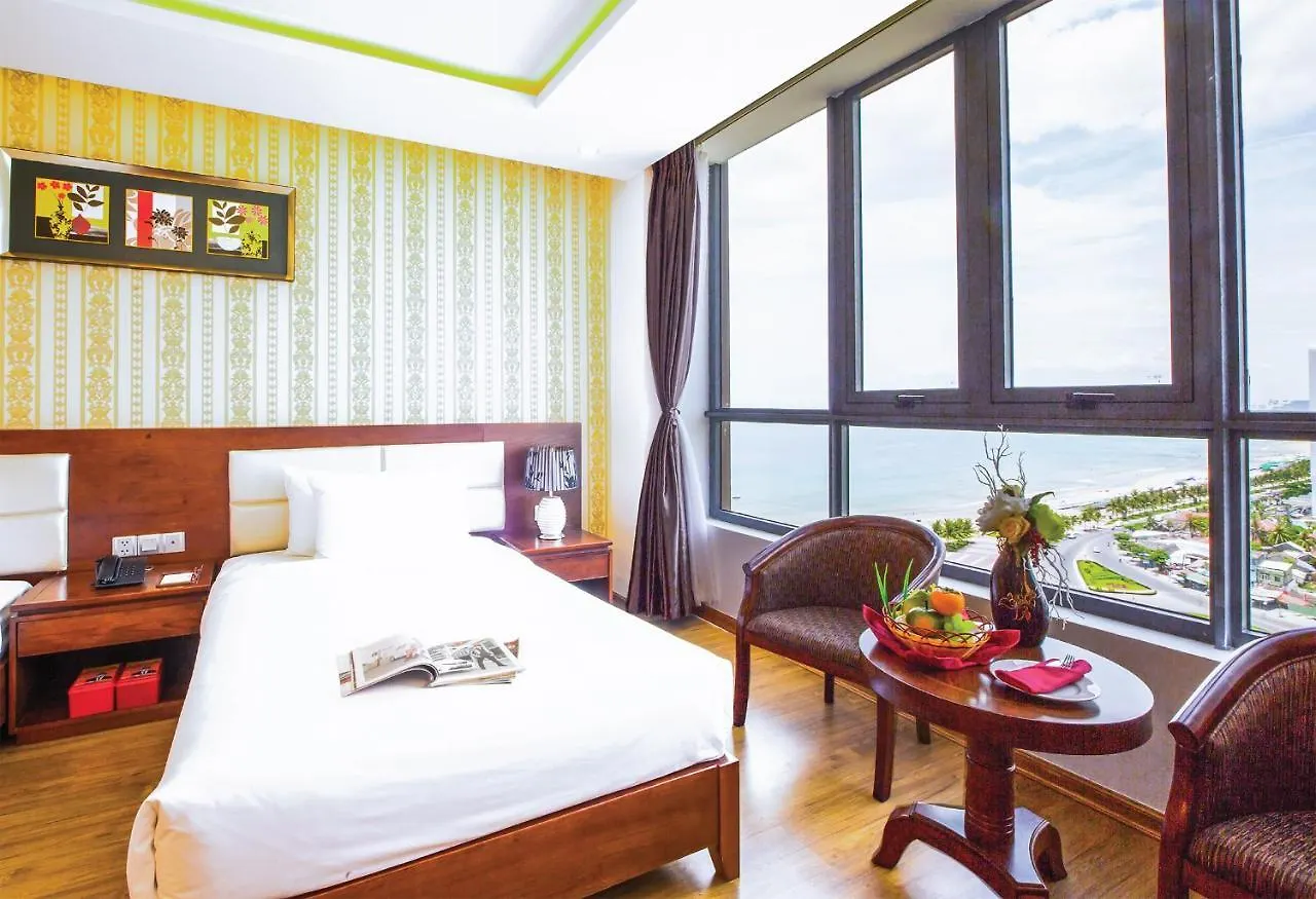 Le Hoang Beach Hotel Danang