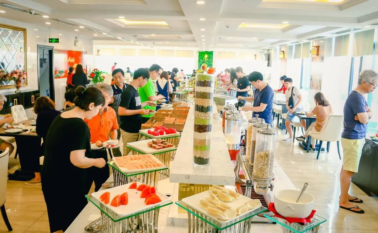 ****  Le Hoang Beach Hotel Danang Vietnam