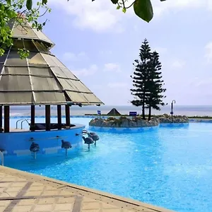 long-hai-beach-resort.hotelsvungtau.com/