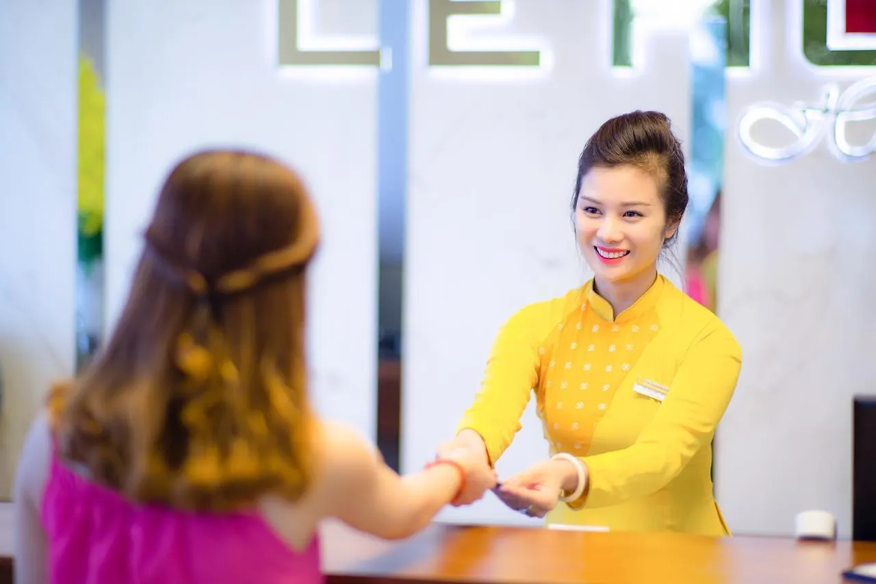 Le Hoang Beach Hotel Danang