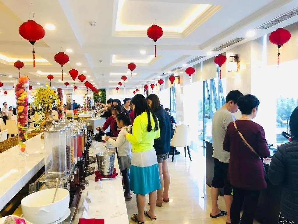 Le Hoang Beach Hotel Danang Дананг